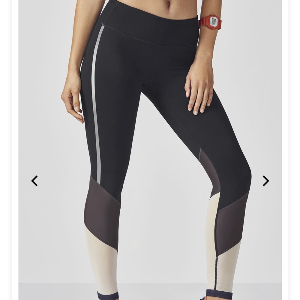 Salar mesh powerhold leggings, M